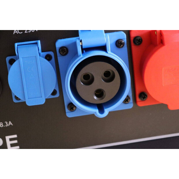 2024 جيه سي بي GNL8010PE-43939823