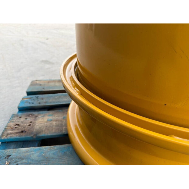 2025 Caterpillar 17.00-25/1.7-43939966