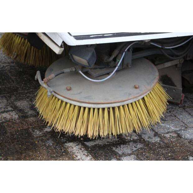 2008 TENNANT A60-43940031