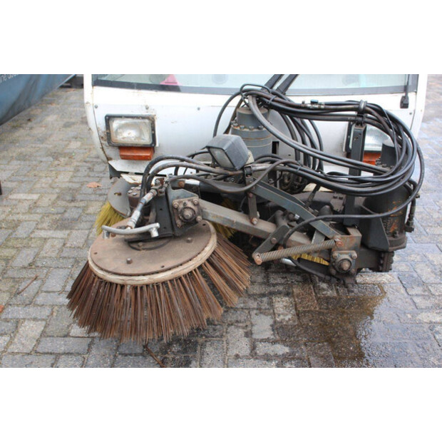 2008 TENNANT A60-43940032