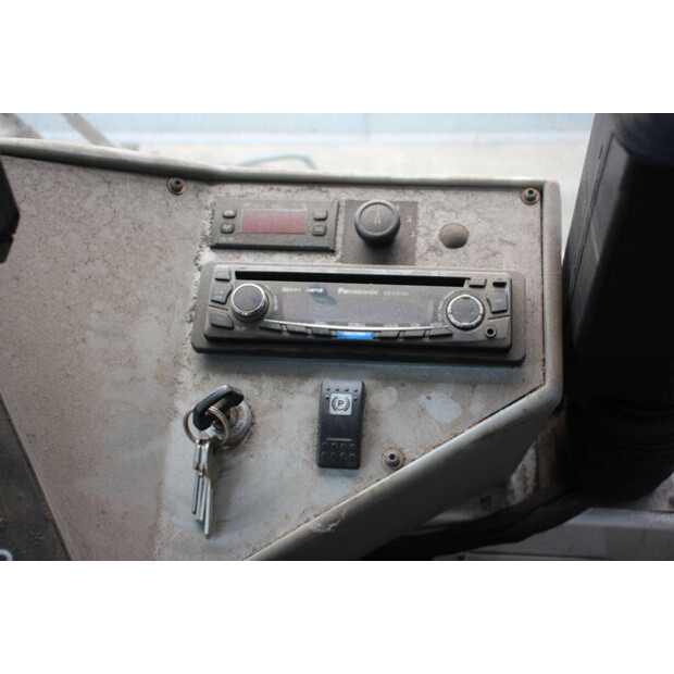 2008 TENNANT A60-43940046