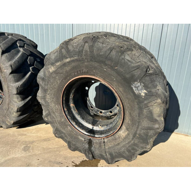 ميشلان 445/70R19.5-43940068