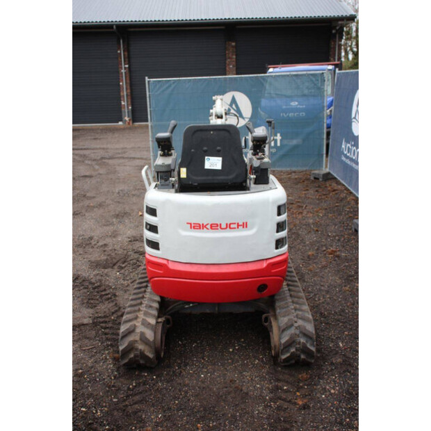 2019 تاكوتشي TB215R-43940236