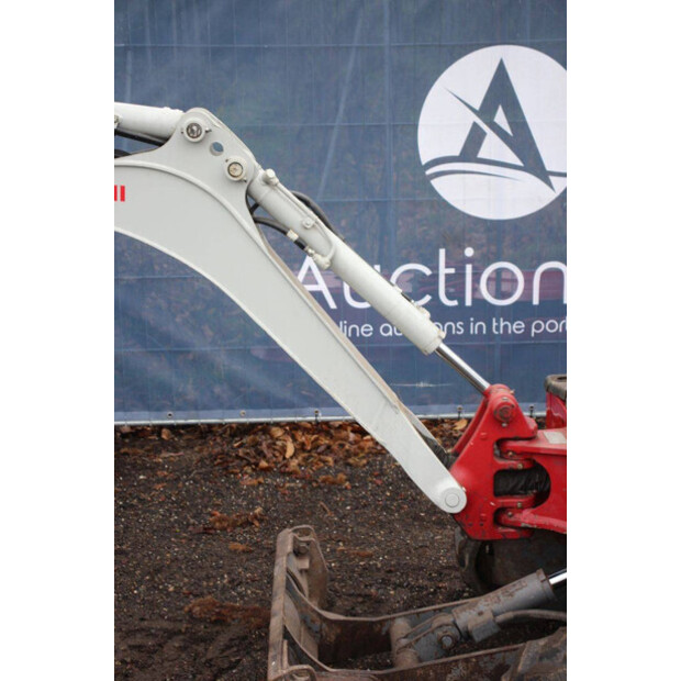 2019 تاكوتشي TB215R-43940245