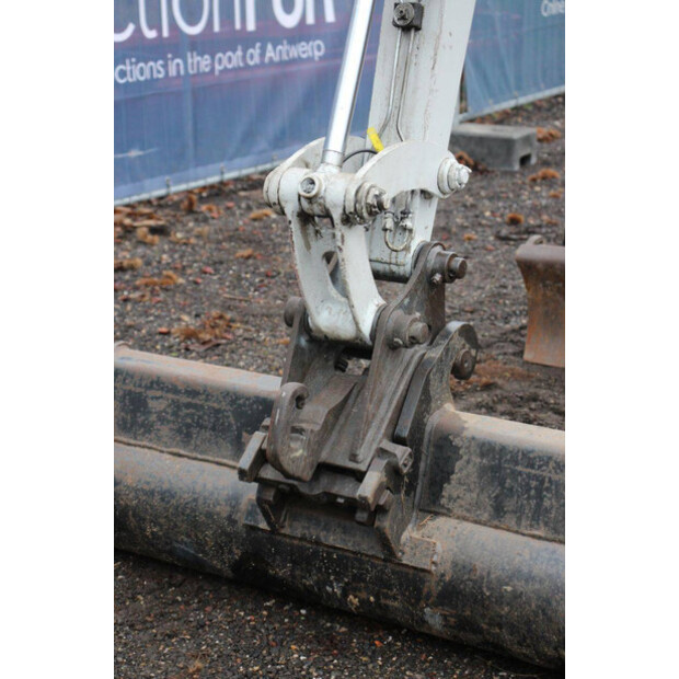 2019 تاكوتشي TB215R-43940248