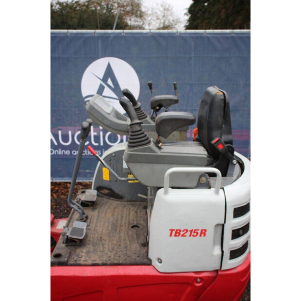 2019 تاكوتشي TB215R-43940261