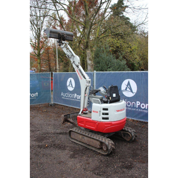 2019 تاكوتشي TB215R-43940272