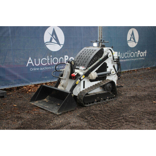 2025 LH T360-43940282