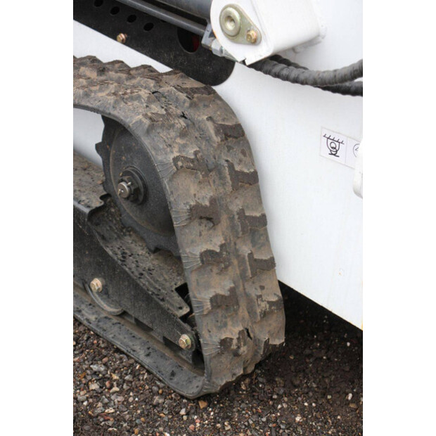 2025 LH T360-43940287