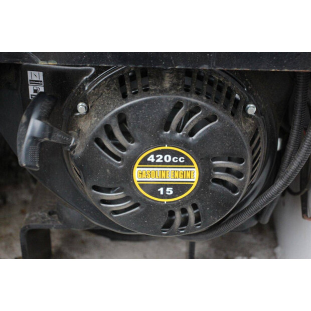 2025 LH T360-43940290