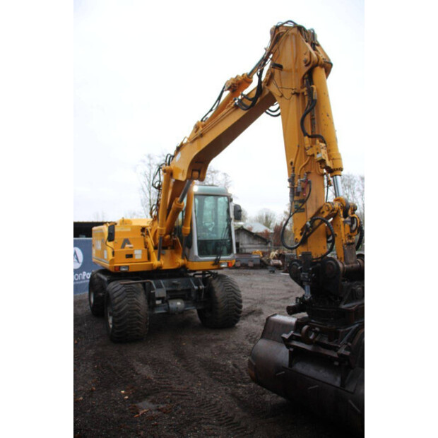 2000 اطلس 1404-43940302