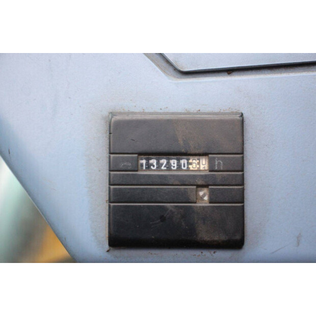 2000 اطلس 1404-43940330