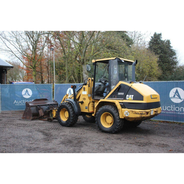 2001 Caterpillar 908-43940337