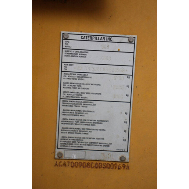 2001 Caterpillar 908-43940351