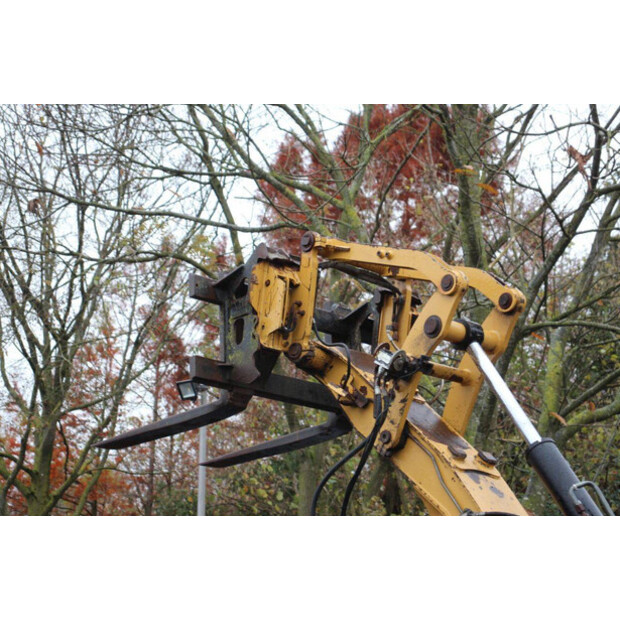 2001 Caterpillar 908-43940367