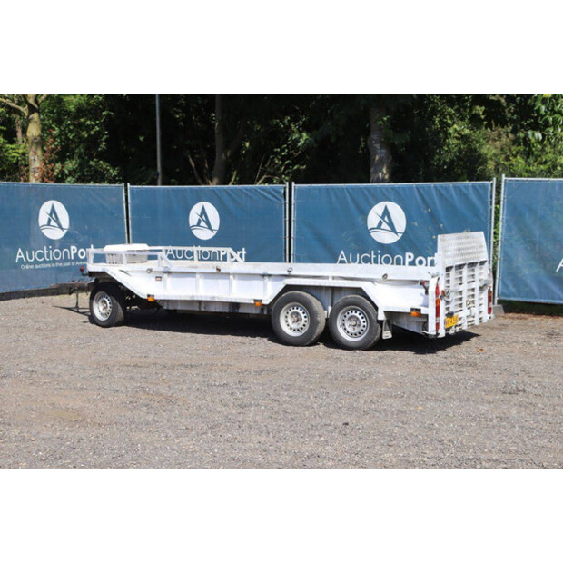 1997 Baveck P24 4A-43940371