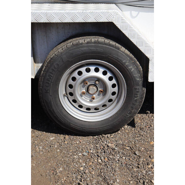 1997 Baveck P24 4A-43940385