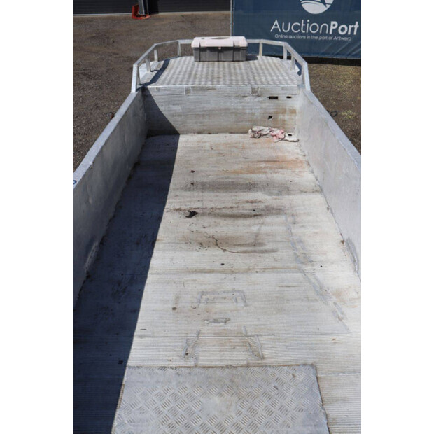 1997 Baveck P24 4A-43940394