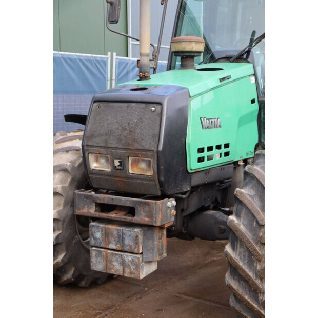 1996 فالميت 6100-43940486