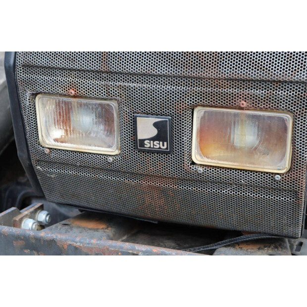 1996 فالميت 6100-43940488