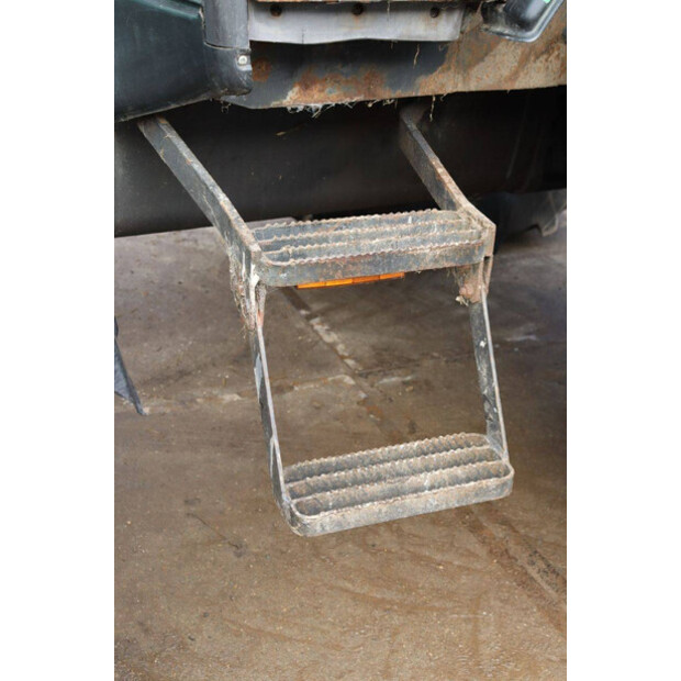 1996 فالميت 6100-43940495