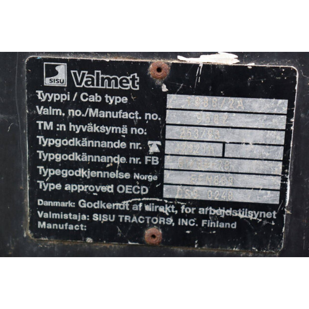 1996 فالميت 6100-43940511