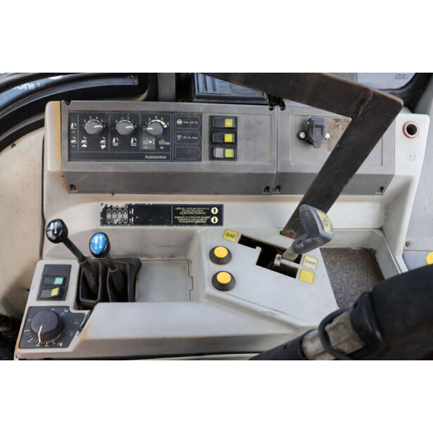 1996 فالميت 6100-43940515