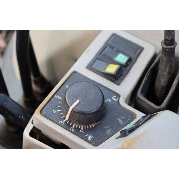 1996 فالميت 6100-43940518