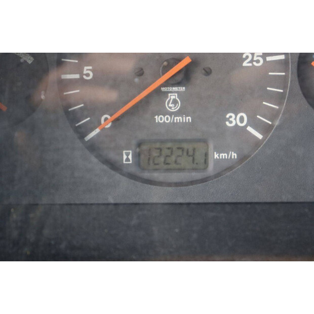 1996 فالميت 6100-43940524