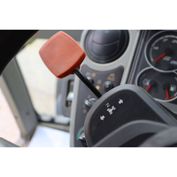 2008 CLAAS Axion 850-43940660