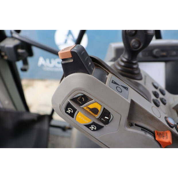 2008 CLAAS Axion 850-43940667