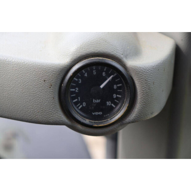 2008 CLAAS Axion 850-43940678