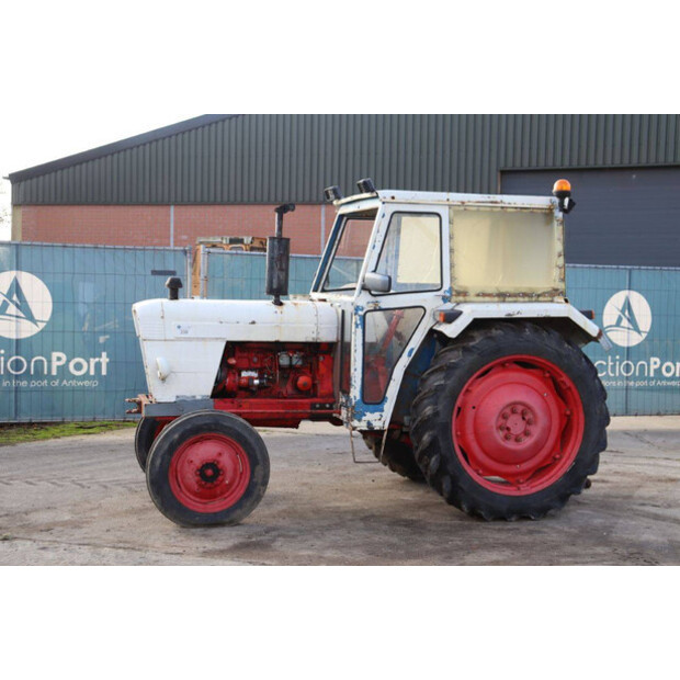 2020 دافيد براون D8T-43940813