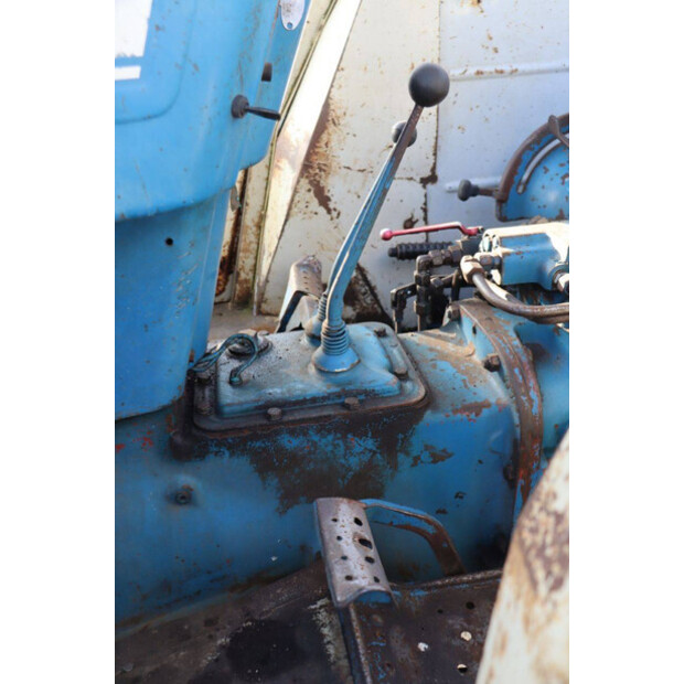 فورد 4000-43940915