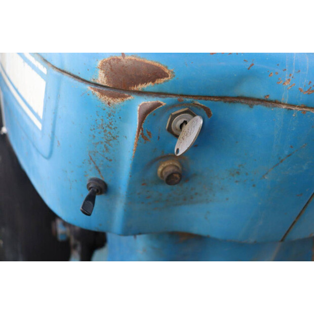 فورد 4000-43940918