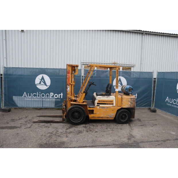 2019 Komatsu FG30-8-43941135