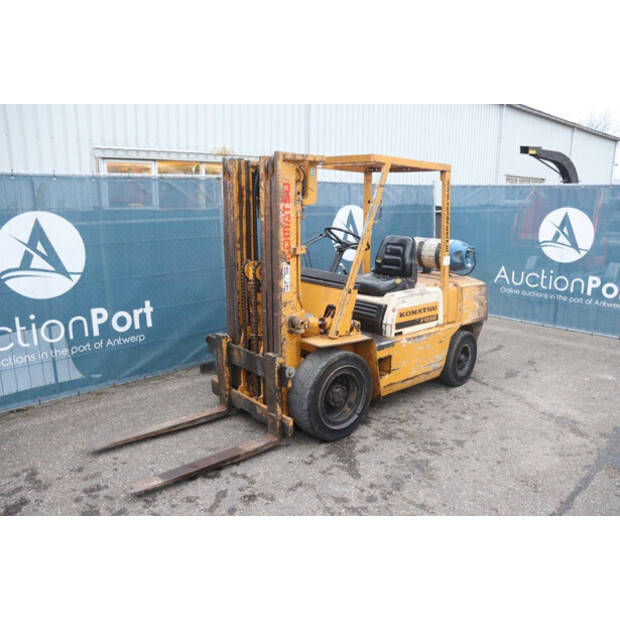 2019 Komatsu FG30-8-43941142