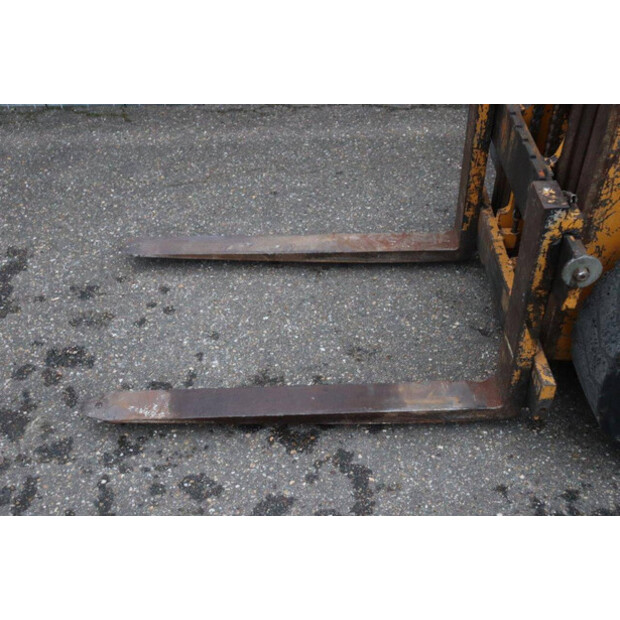 2019 Komatsu FG30-8-43941145