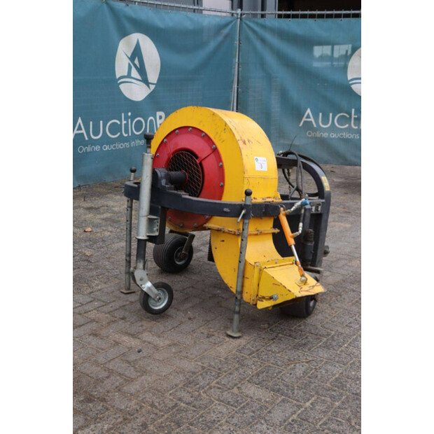 2003 KWH 2051 PTO-43941234