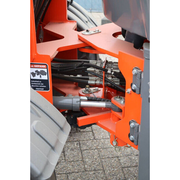 2024 بانثر 10-08-43941920