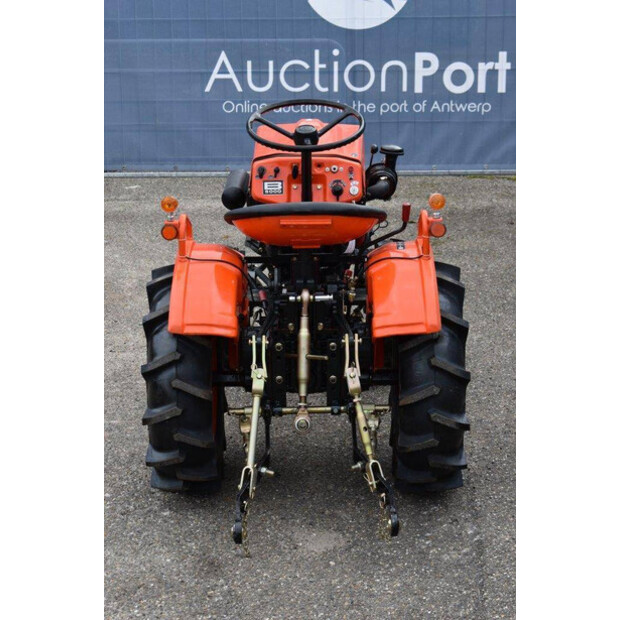 KUBOTA B5000-43942068