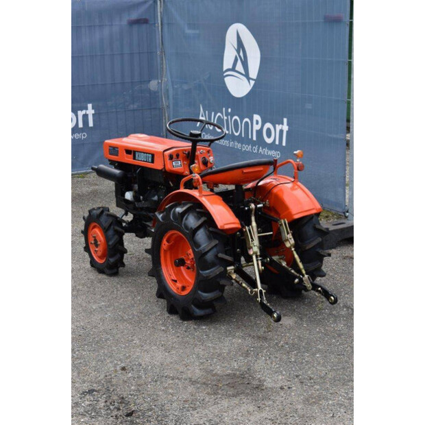 KUBOTA B5000-43942069