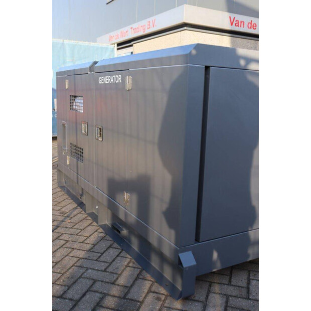 ريكاردو GF2-W65-43942962