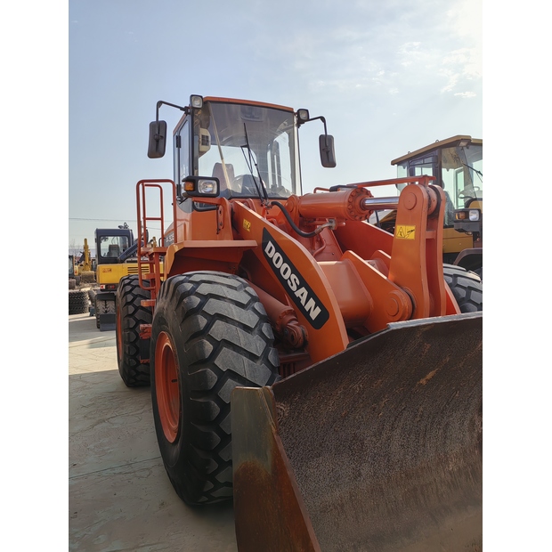 2020 Doosan DL505-43943204