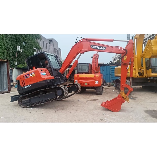 2024 Doosan DX55-43943211