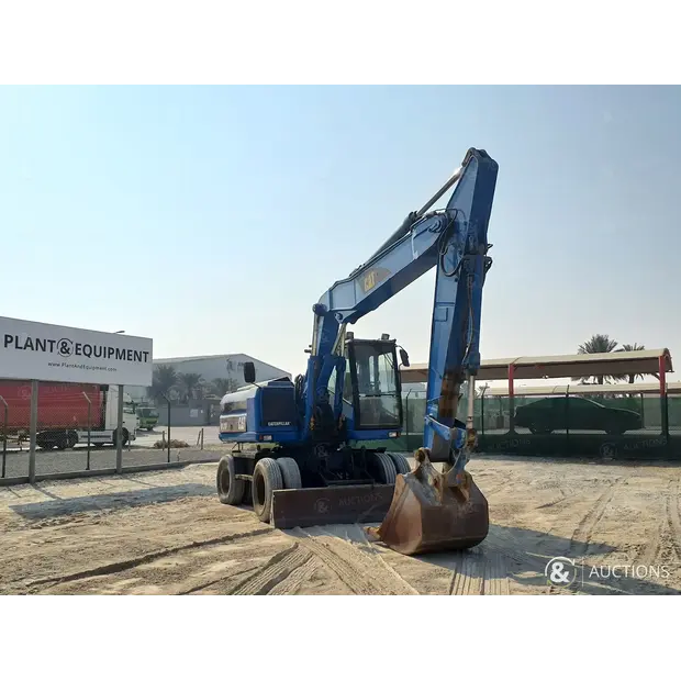 2004 Caterpillar M318-43943300