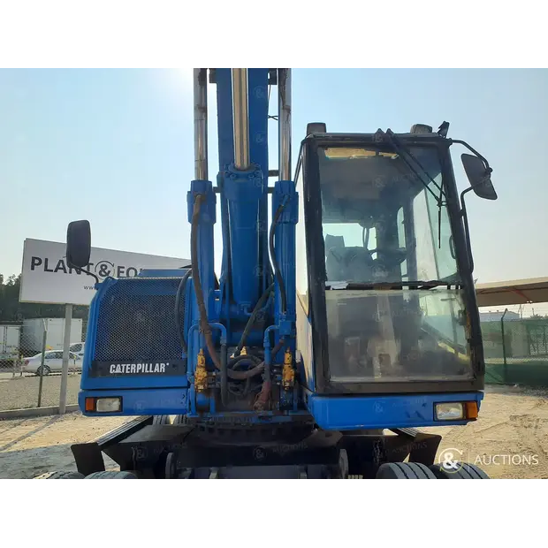 2004 Caterpillar M318-43943320