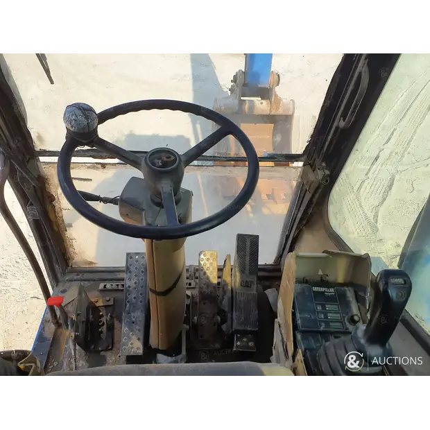 2004 Caterpillar M318-43943329