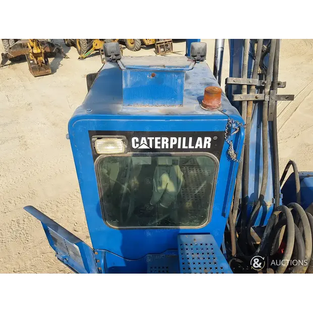 2004 Caterpillar M318-43943330