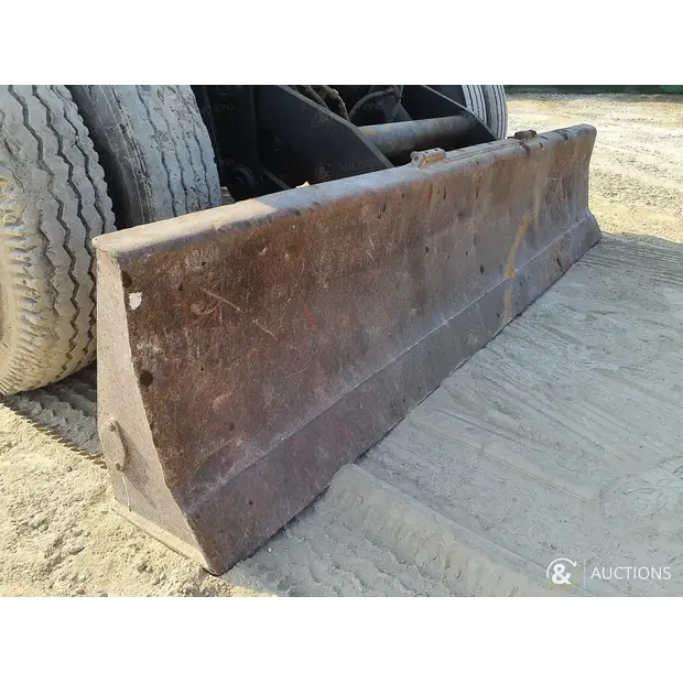 2004 Caterpillar M318-43943353